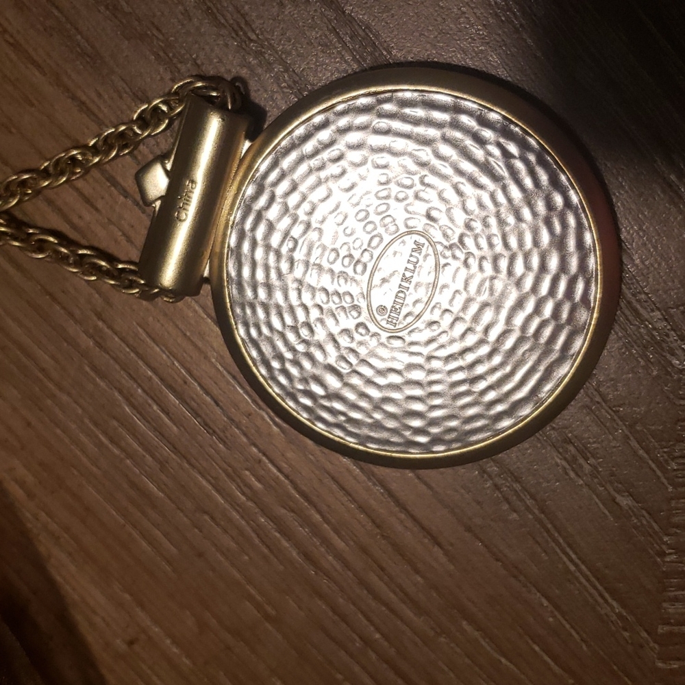 Necklace - Picture 3 of 4